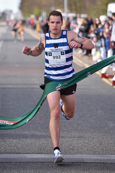 2022-titanic10k-aaronwoodman.jpg